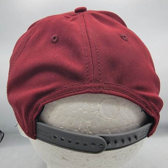 Under Armour Red Hat Cap Adjustable Comfort Lightweight Outdoors - Picture 3 of 11